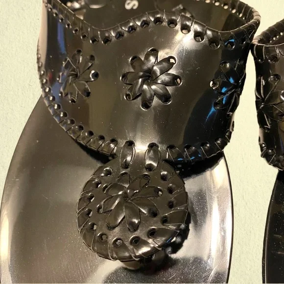 Jack Rogers Black Sandals 11 Shoes Flip Flops Shiny Woven Thongs Jellies - Picture 2 of 8